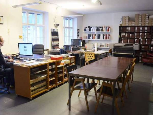 Sonniges Büro mit Loftcharakter — Bild 1