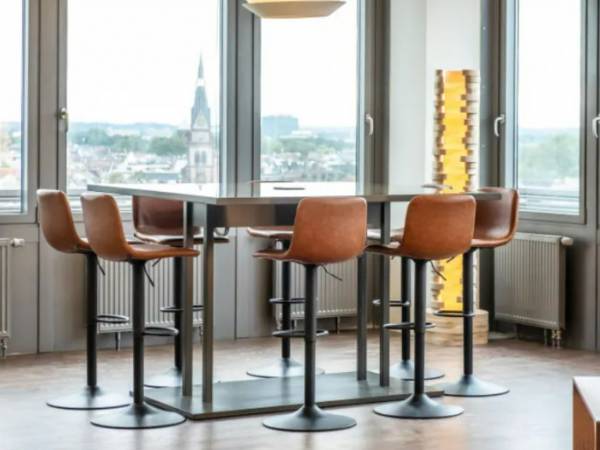 Moderne Büros & Coworking im legendären Kölnturm in Neustadt-Nord — Bild 4
