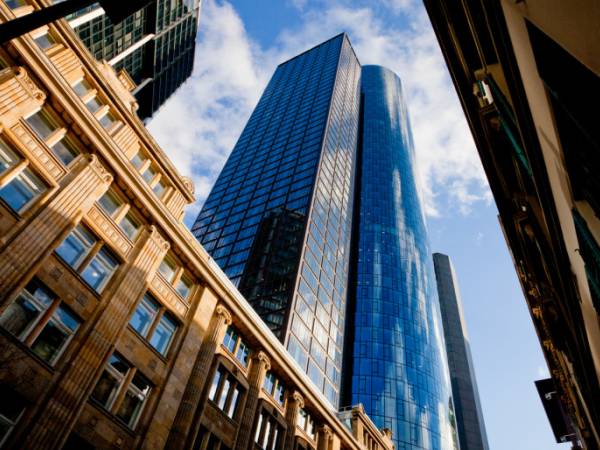 Exklusive Büros & Arbeitsplätze mit Skyline-Blick in Frankfurt — Bild 7