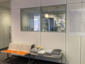 Helle, moderne Bürogemeinschaft in Stuttgart-Hauptbahnhof