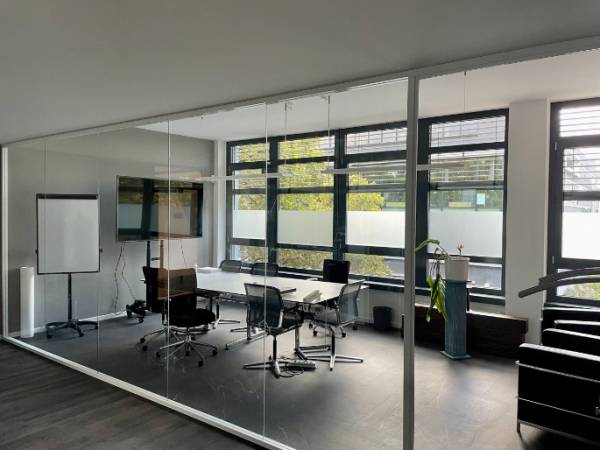 Moderne Büroräume und Büroflächen in Frankfurt am Main-Ostend — Bild 1