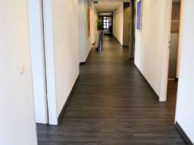 Hochwertige Einzelbüros für 1-4 Personen plus Infrastruktur