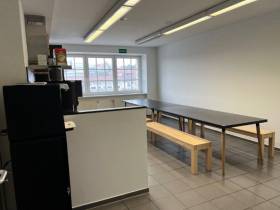 Rent your table in our office - Ihr Tisch im Co-Working-Büro