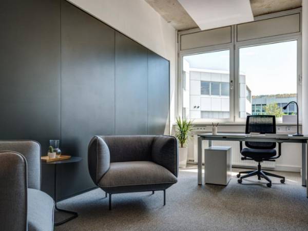 Moderne Büros & Coworking im Gewerbegebiet Osterfeld in Ismaning — Bild 2