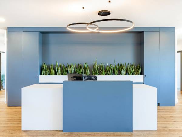 Moderne Büros & Coworking im Gewerbegebiet Osterfeld in Ismaning — Bild 3