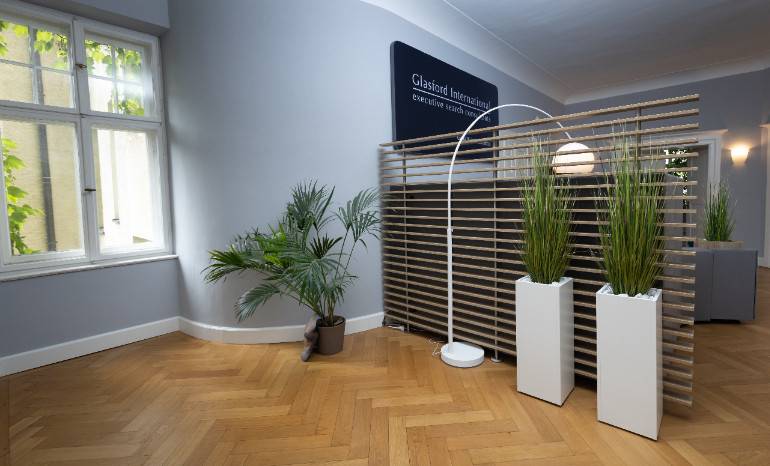 Helles, renoviertes Altbaubüro in München-Altstadt-Lehel