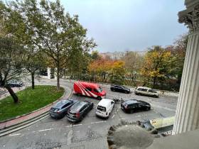 Arbeitsplatz direkt am Burggarten