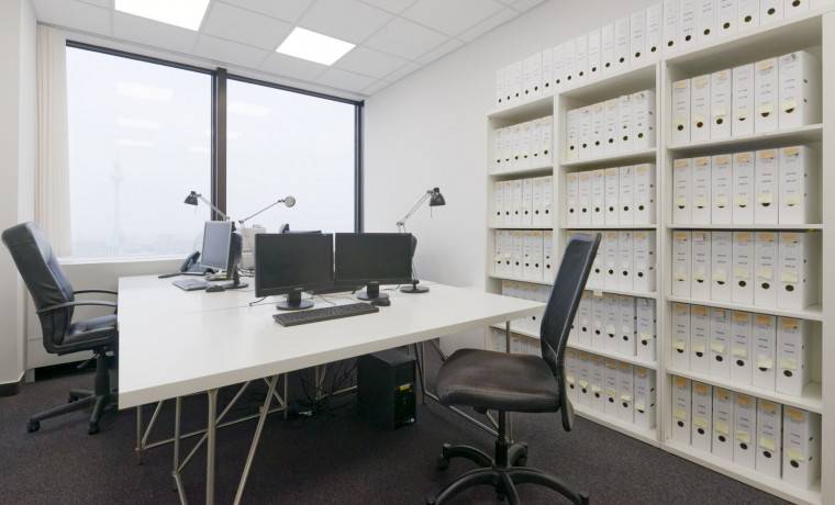 Arbeitsplatz Raum 1