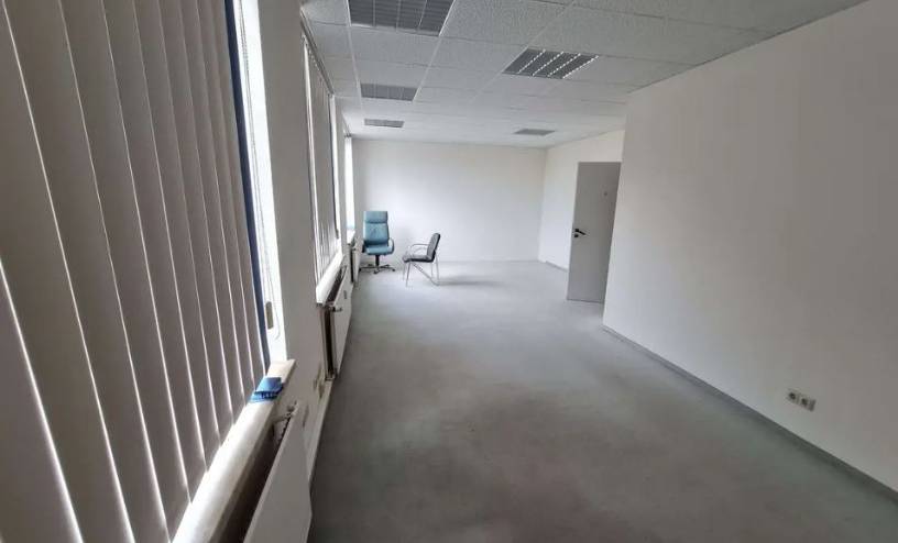 Vielseitige Bürogemeinschaft und Büroflächen in Chemnitz-Burkersdorf