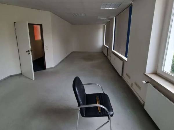 Vielseitige Büroräume und Arbeitsplätze in Chemnitz-Bürgstädt — Bild 5