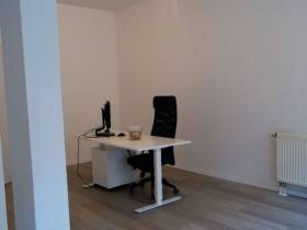 Modernes Zwei Raum Büro ab sofort
