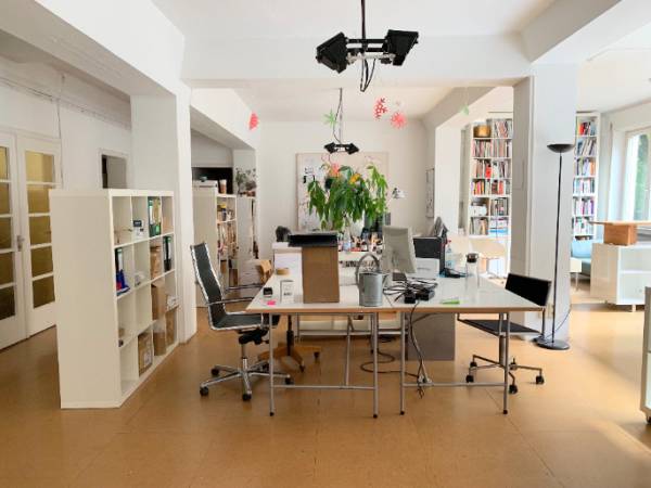 Helles Großraumbüro/Atelier in kreativer Bürogemeinschaft in — Bild 1