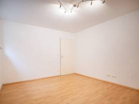 Büroräume zur Untermiete im Nordend mit Pkw Stellplatz