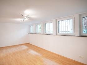 Büroräume zur Untermiete im Nordend mit Pkw Stellplatz