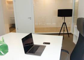 Büro 2-07