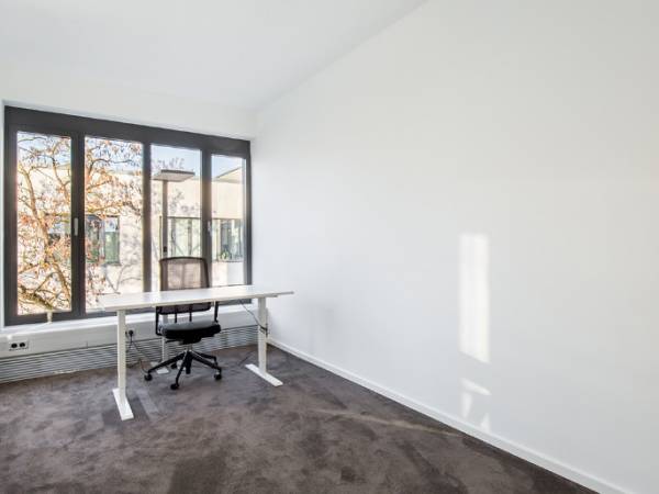 Renovierte Büroräume in hochwertiger Bürogemeinschaft in — Bild 4