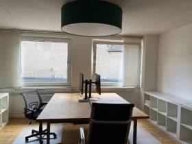 Büro (bis zu 2 Personen) in einem CoworkingSpace in Duissern zu vermieten