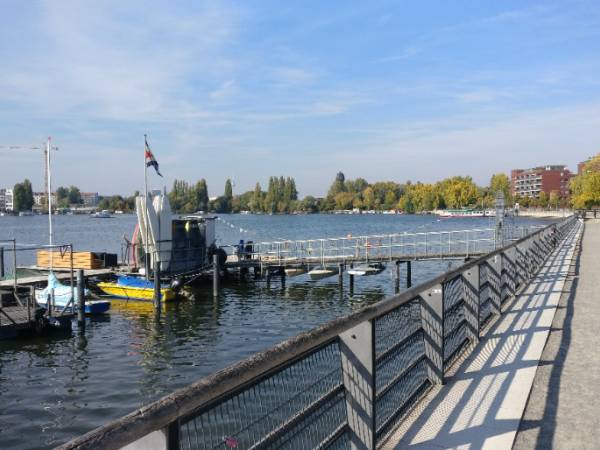 Idyllische Bürogemeinschaft in Berlin-Rummelsburg am Wasser — Bild 2