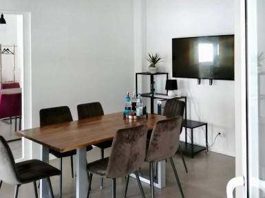 Moderner Co-Working Space in Karlsruhe mit Kreativ-Atmosphäre — Bild 2