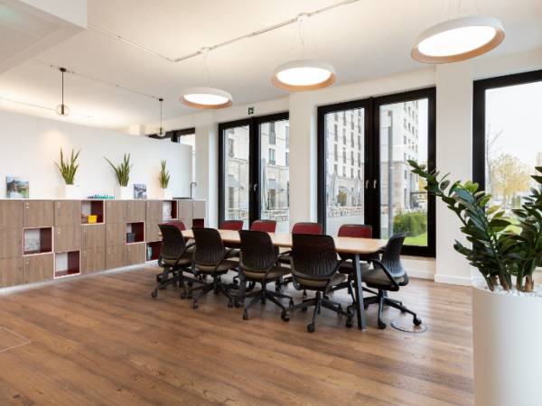 Moderner Coworking & Büros mit Aussicht in München Schwabing-West — Bild 3