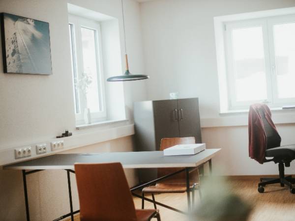 Modernes Coworking im renovierten Wirtshaus in Grainet-Fürholz — Bild 4