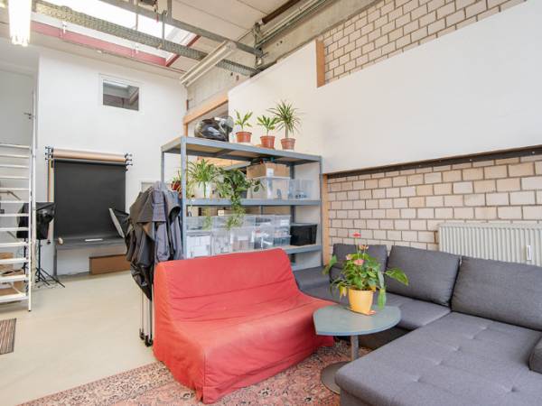 Moderne Bürogemeinschaft im Startup-Stil in Frankfurt am Main-Höchst — Bild 8
