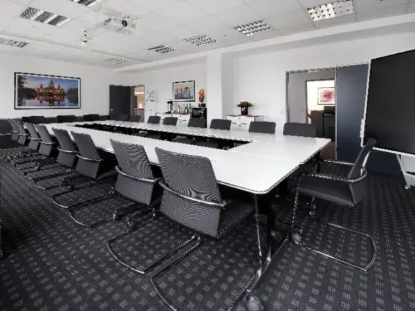 Abschließbares Büro in Hannover (Brink - Hafen) – Modernes Business Center mit Büros & Coworking in Hannover-Brink - — Bild 3