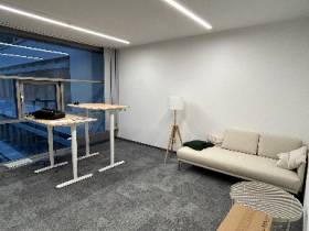 Möblierter Büroraum in coolem Start Up Büro (kurze Laufzeit möglich)
