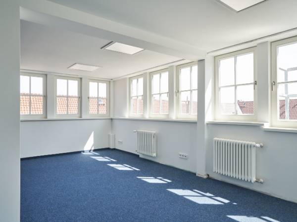 Zentrale Büroräume in Flughafennähe — Bild 4