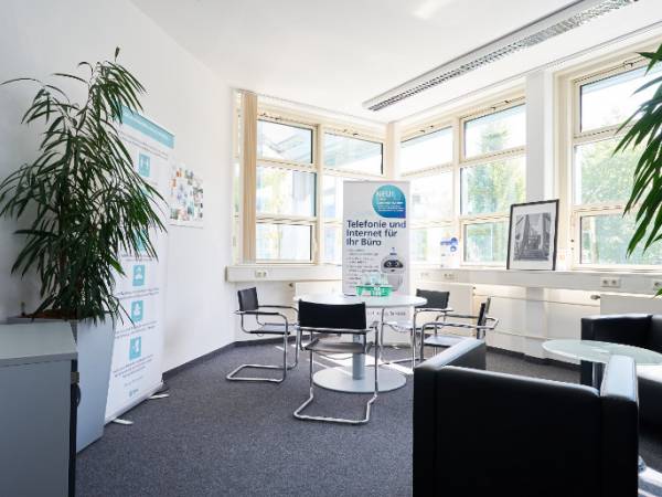 Strategisch gut gelegene Büroräume — Bild 2