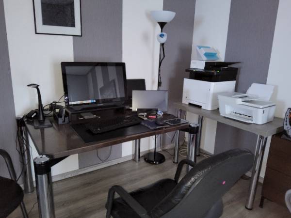 Büroraum und Arbeitsplatz in Bürogemeinschaft in Rühen-Eischott — Bild 1