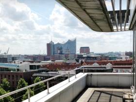 Büroraum in Hamburg Neustadt City mit Traum Ausblick All Incl