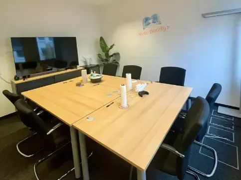 Abschließbares Büro in Köln (Neustadt-Nord) – Zentrale Büroräume in Bürogemeinschaft in Köln Neustadt-Nord — Bild 1