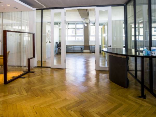 Kreative Bürogemeinschaft mit Designer-Flair in Stuttgart Ost — Bild 1