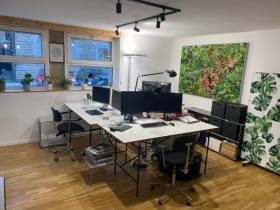 Arbeitsplatz im Coworking Space in Stuttgart West