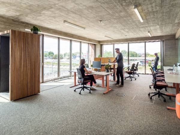 Kreativer Coworking Space in Mannheim-Jungbusch — Bild 1