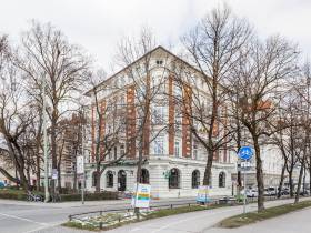 Schönes Altbaubüro in top Lage