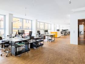 Schreibtisch in Open Office Space im Glockenbachviertel - All-in-Miete