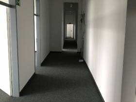 Funktional ausgestattete Büro- und Lagerflächen in Augsburg-Lechhausen