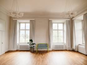 Repräsentativer Büroraum mit Seeblick ab sofort zu vermieten