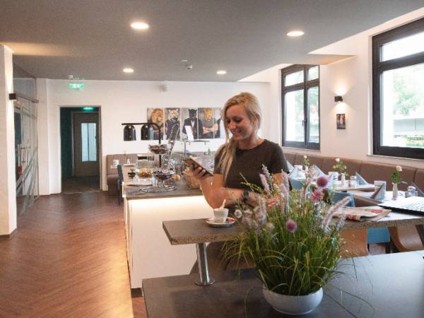 Moderne Büroräume & Coworking Space in Essen-Südviertel — Bild 4
