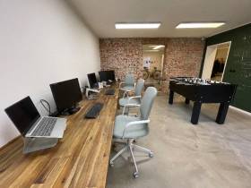 3er Büroraum (abschließbar) in Onlineagentur in Uninähe (möbliert)