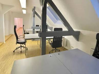 Abschließbares Büro in Berlin (Prenzlauer Berg) – Modernes und helles Büro in Berlin-Prenzlauer Berg — Bild 5