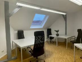 Abschließbares Büro in Berlin (Prenzlauer Berg) – Modernes und helles Büro in Berlin-Prenzlauer Berg — Bild 4