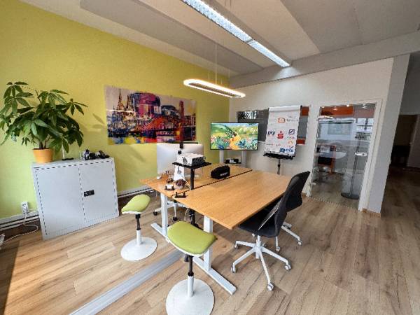 Abgeschlossenes Büro in moderner Bürogemeinschaft in Overath — Bild 2