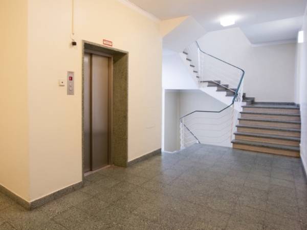 Schreibtischplatz in München (Ludwigsvorstadt-Isarvorstadt) – Moderne Bürogemeinschaft in München-Ludwigsvorstadt — Bild 8