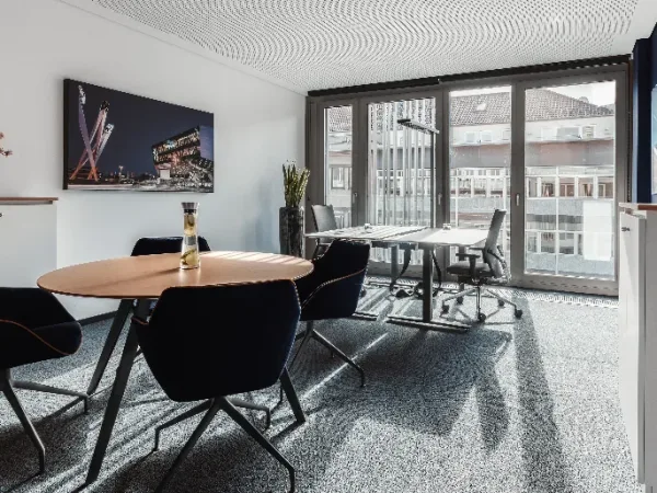 Abschließbares Büro in Stuttgart (Neue Vorstadt) – Hochwertiger Coworking Space & flexible Büros in Stuttgart, Neue — Bild 2