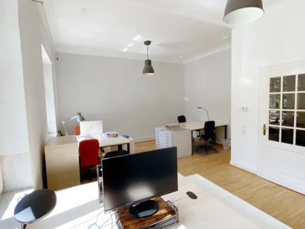 Schreibtischplatz in Düsseldorf (Pempelfort) – Kreative Bürogemeinschaft im Altbau in Düsseldorf-Pempelfort — Bild 7