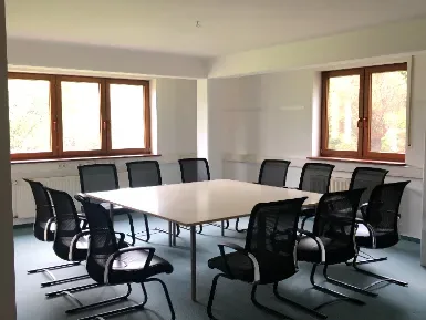 Abschließbares Büro in Hilders (Wickers) – Helle Einzelbüros & Studio in Bürogemeinschaft in Hilders-Wickers — Bild 1