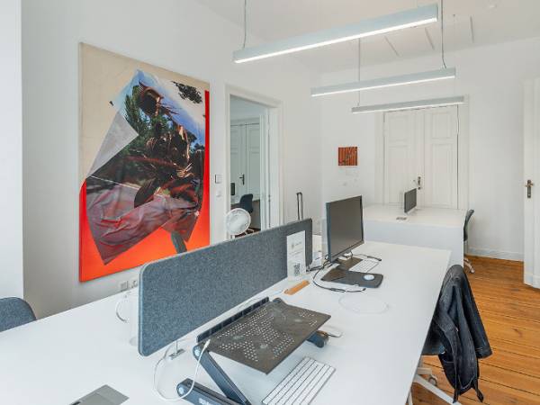 Lichtdurchflutete & nachhaltige Bürogemeinschaft in Berlin-Moabit — Bild 6